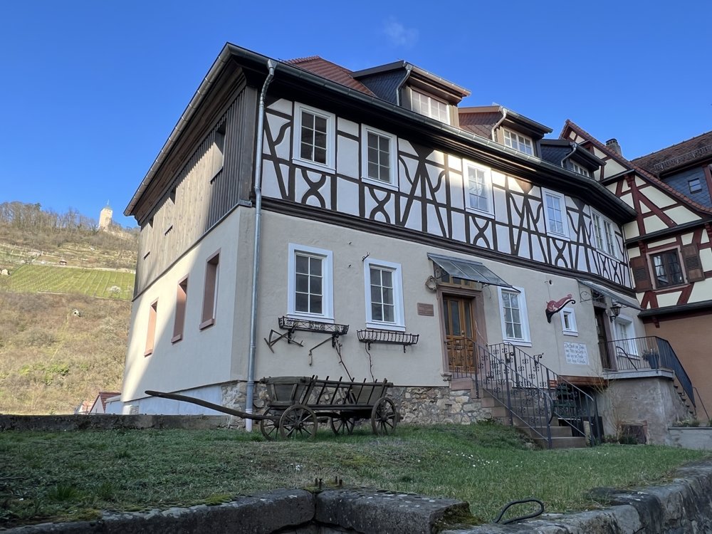 Foto Sanierte Fachwerk-Doppelhaush�lfte