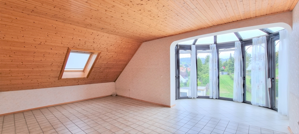 Heller Wohnbereich_DG Mehrfamilienhaus Wald-Michelbach