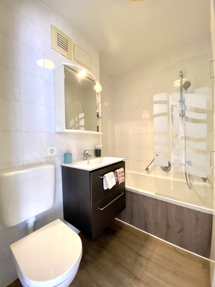Badezimmer II Maisonettewohnung Laudenbach