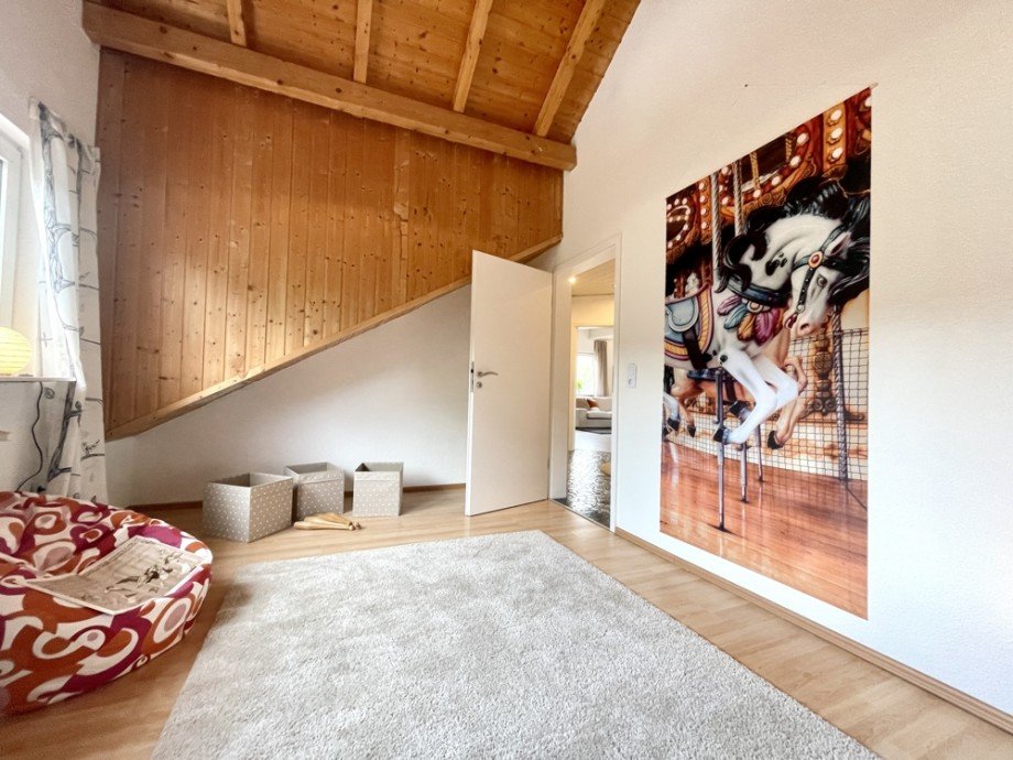 Kinderzimmer III Dachgeschosswohnung Heppenheim