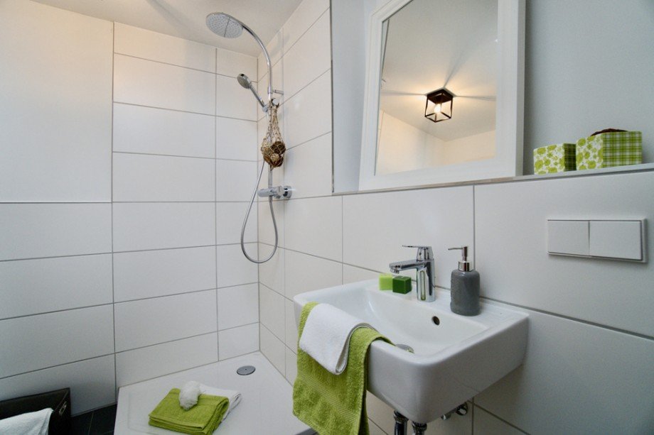 Duschbad DG I Reihenmittelhaus Seeheim-Jugenheim