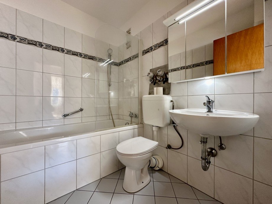 Wannenbad Etagenwohnung Heppenheim