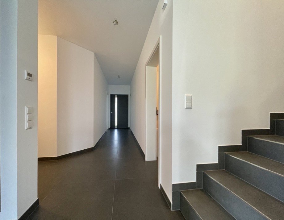Flur EG Doppelhaush�lfte F�rth