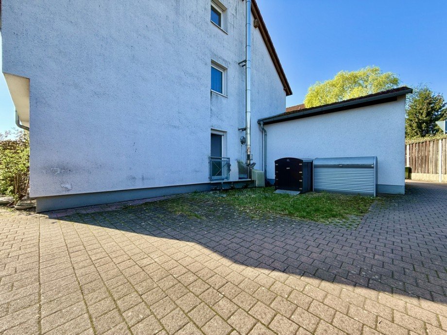 Stellpl�tze Reihenendhaus Schriesheim