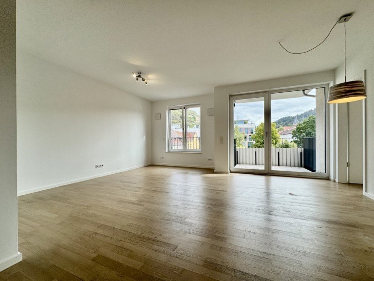 Titelbild Heppenheim Etagenwohnung +++ Moderne 2-Zimmerwohnung mit EBK und Balkon +++