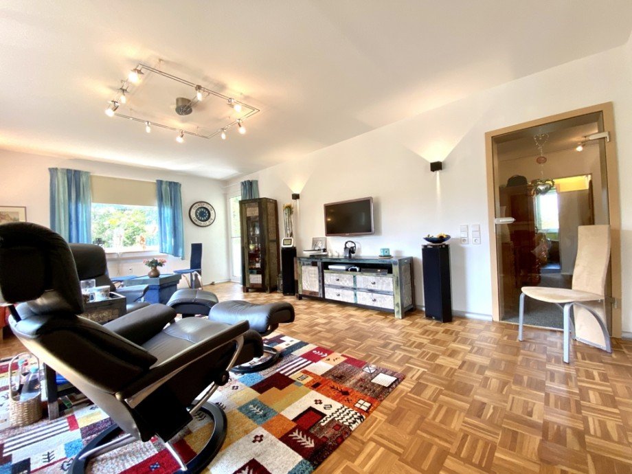 Wohnzimmer IV Etagenwohnung Heppenheim