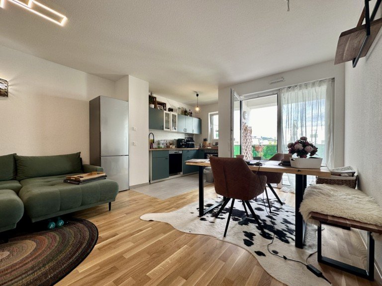 Titelbild Bensheim Etagenwohnung +++ Hochwertige 2-Zimmer-Wohnung mit Balkon +++