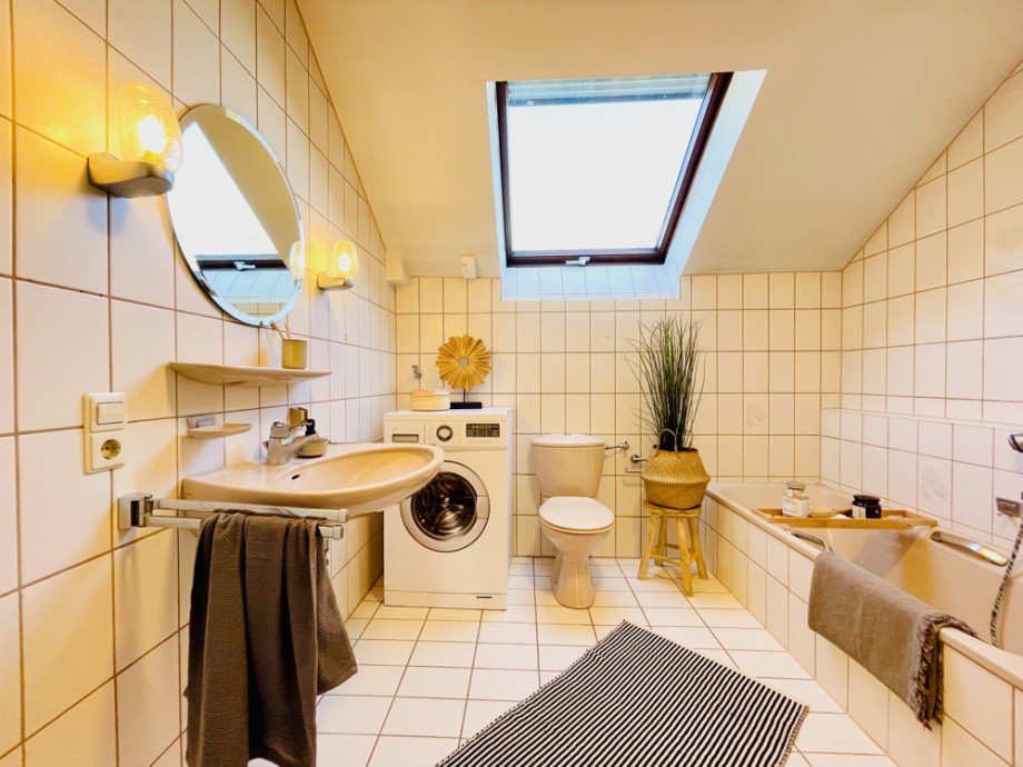 Dusch- und Wannenbad I Doppelhaush�lfte Gaiberg