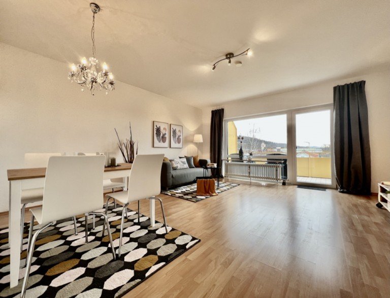 Titelbild Laudenbach Etagenwohnung +++ 2 Zimmer-Eigentumswohnung mit S�d-Balkon in Laudenbach +++