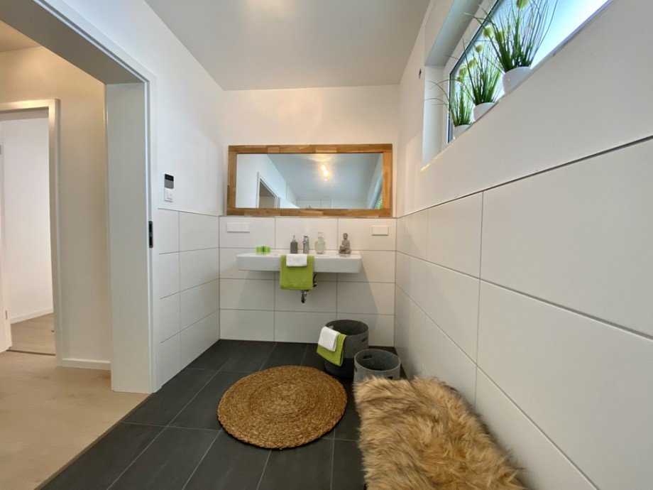 Duschbad 1. OG I Reihenmittelhaus Seeheim-Jugenheim