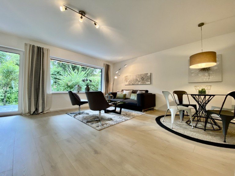 Wohn-/Esszimmer I Seeheim-Jugenheim Reihenmittelhaus +++ Reihenmittelhaus in ruhiger Lage - komplett saniert +++