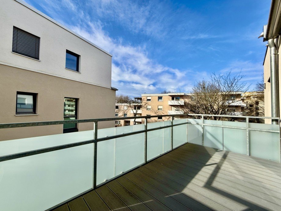 Balkon I Etagenwohnung Weinheim