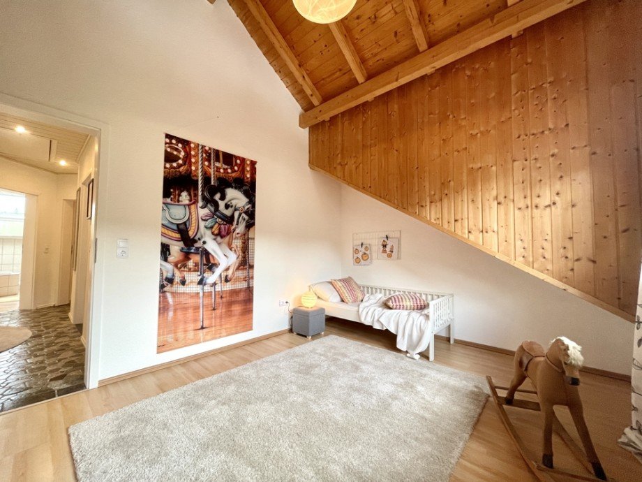 Kinderzimmer II Dachgeschosswohnung Heppenheim