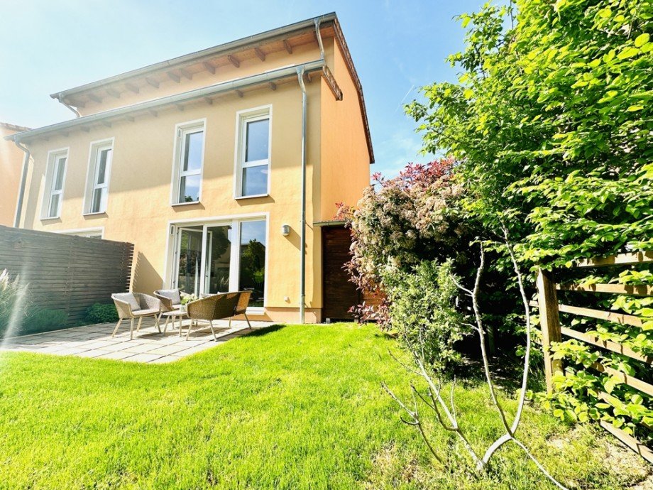 Gartenansicht I Doppelhaush�lfte Lorsch