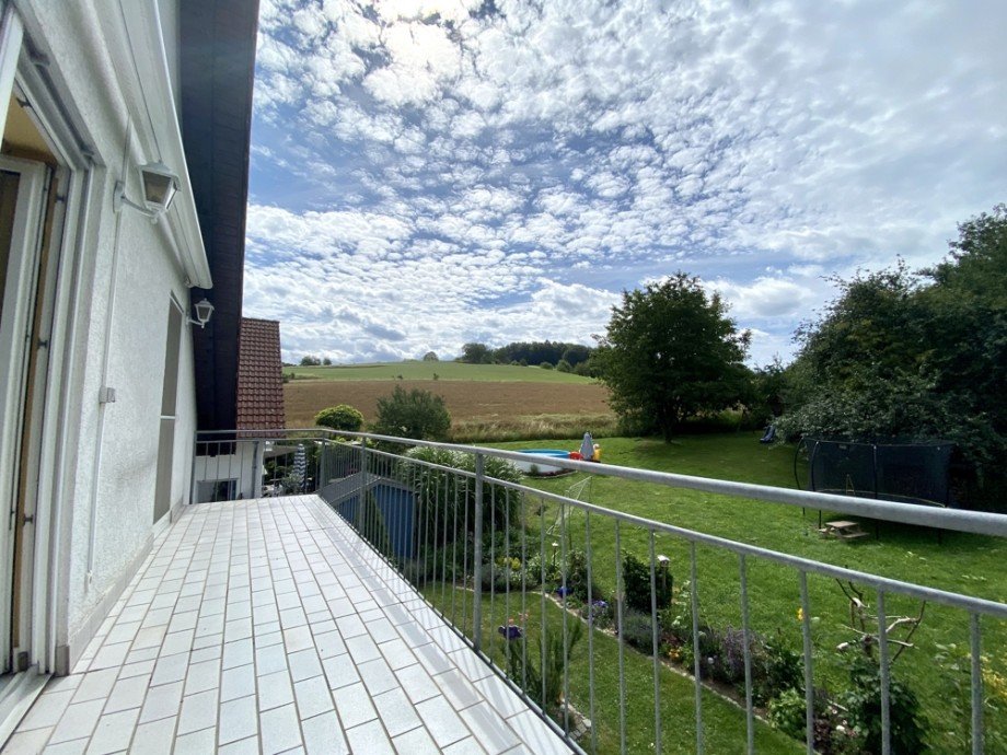 Balkon 2. OG Mehrfamilienhaus Heppenheim-Kirschhausen