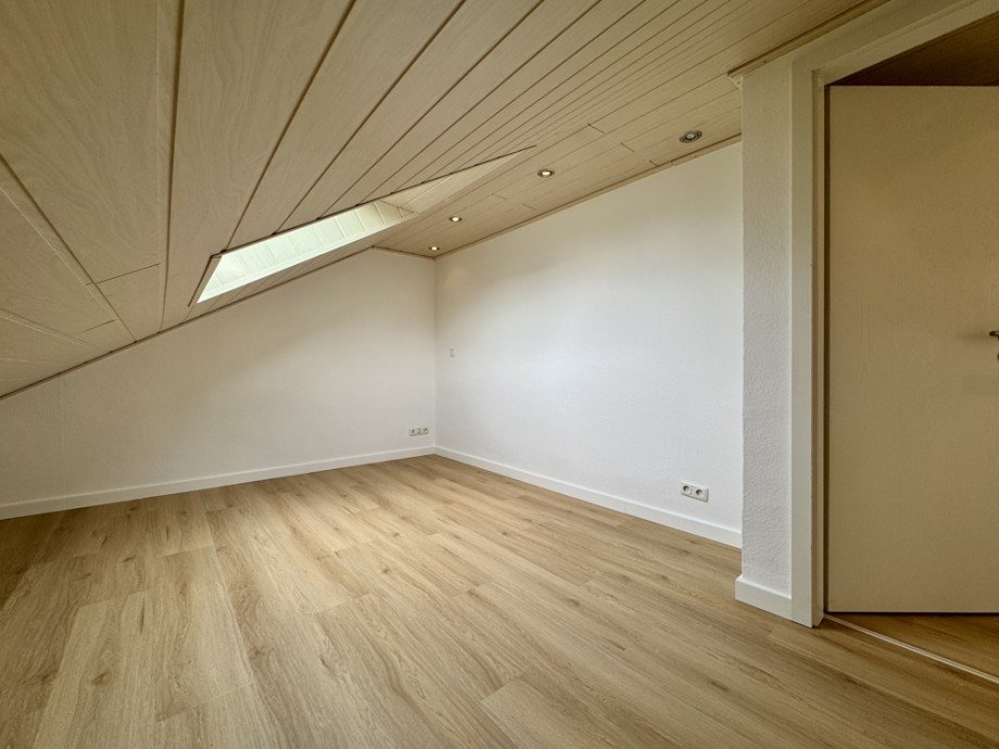Ankleide/B�ro I Dachgeschosswohnung Heppenheim