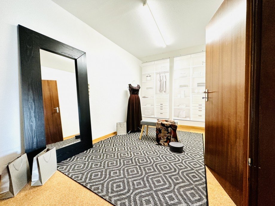 Ankleidezimmer I Etagenwohnung Heppenheim (Bergstra�e)