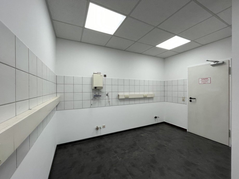 K�che / Aufenthaltsraum I Ladenlokal Heppenheim