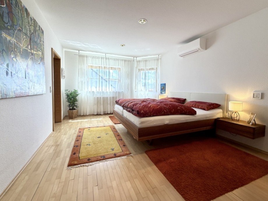 Schlafzimmer I Einfamilienhaus Obernburg am Main