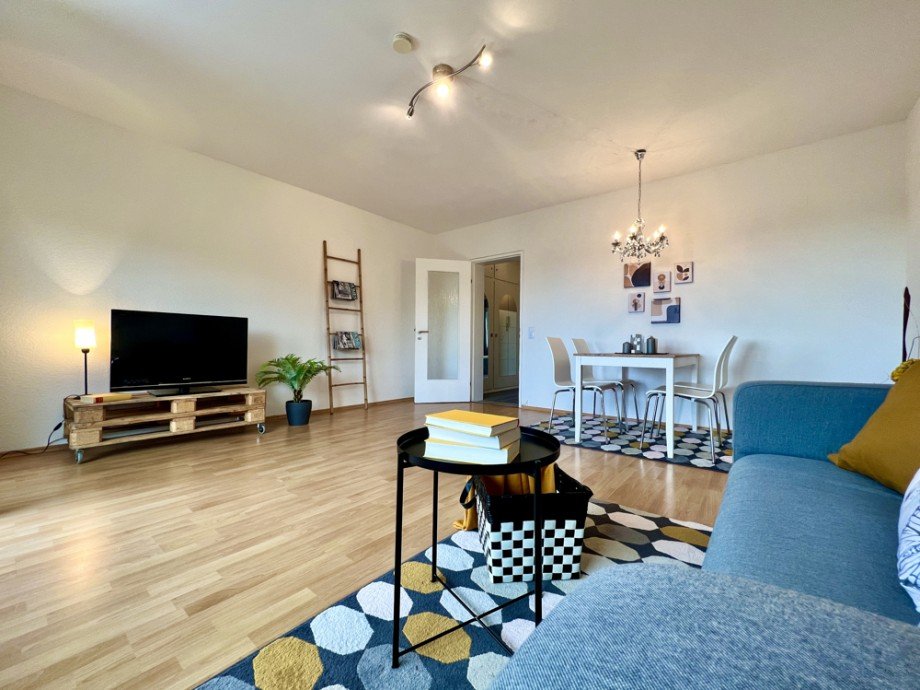Wohn-/Esszimmer II Etagenwohnung Laudenbach