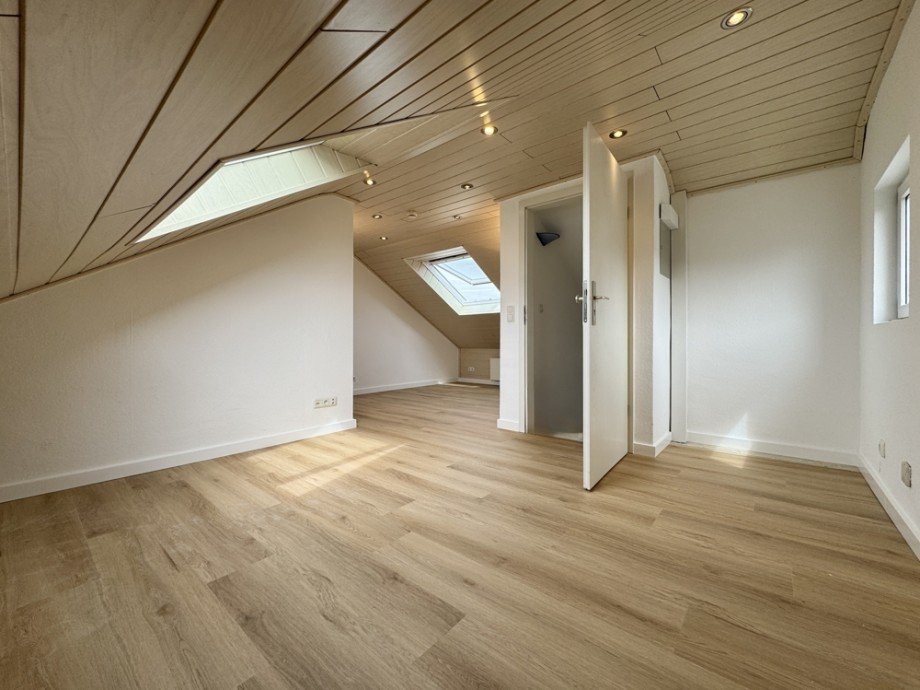 K�che/Essen/Wohnen I Dachgeschosswohnung Heppenheim