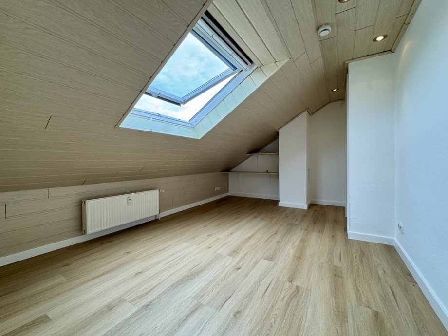 Schlafzimmer II Dachgeschosswohnung Heppenheim