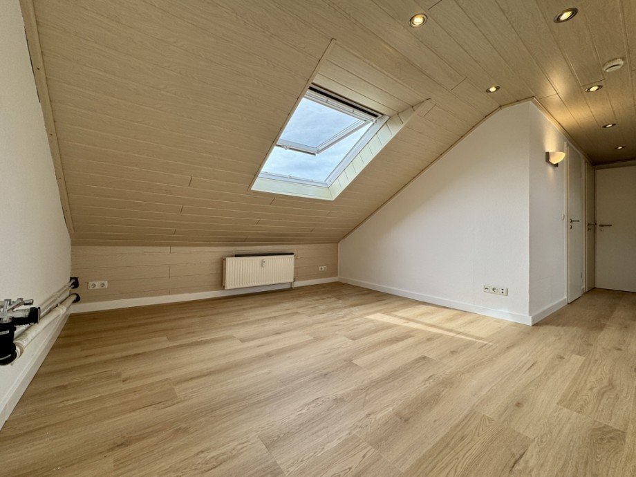 K�chen-/Essbereich II Dachgeschosswohnung Heppenheim