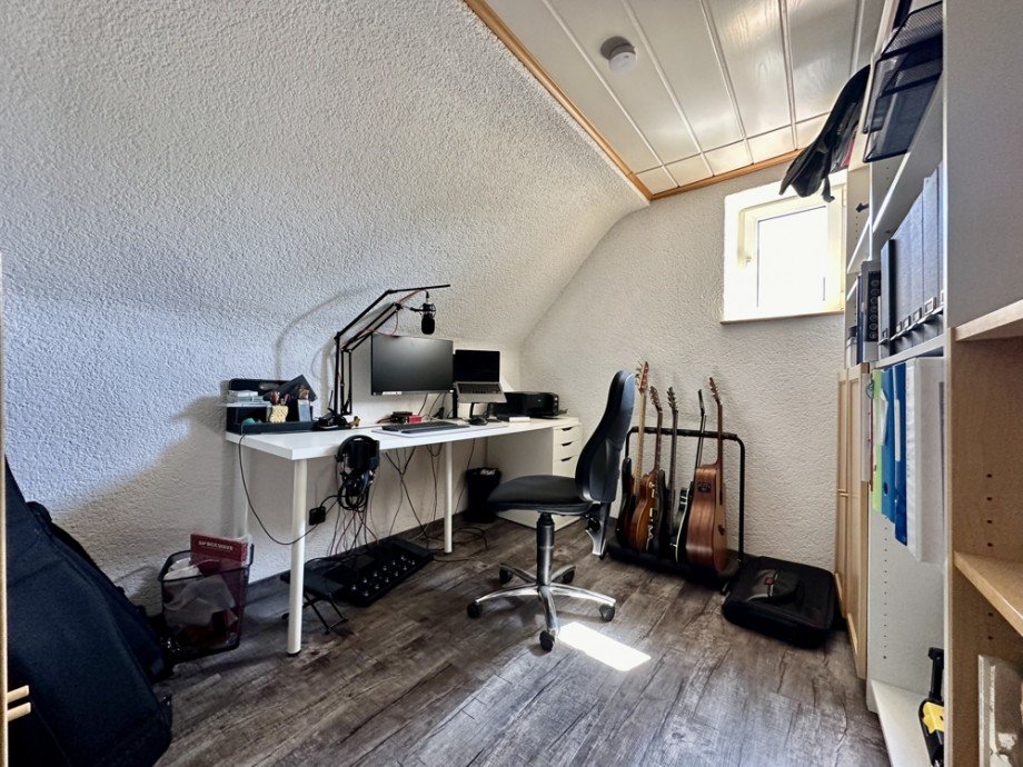 B�ro 1.OG I Etagenwohnung Heppenheim