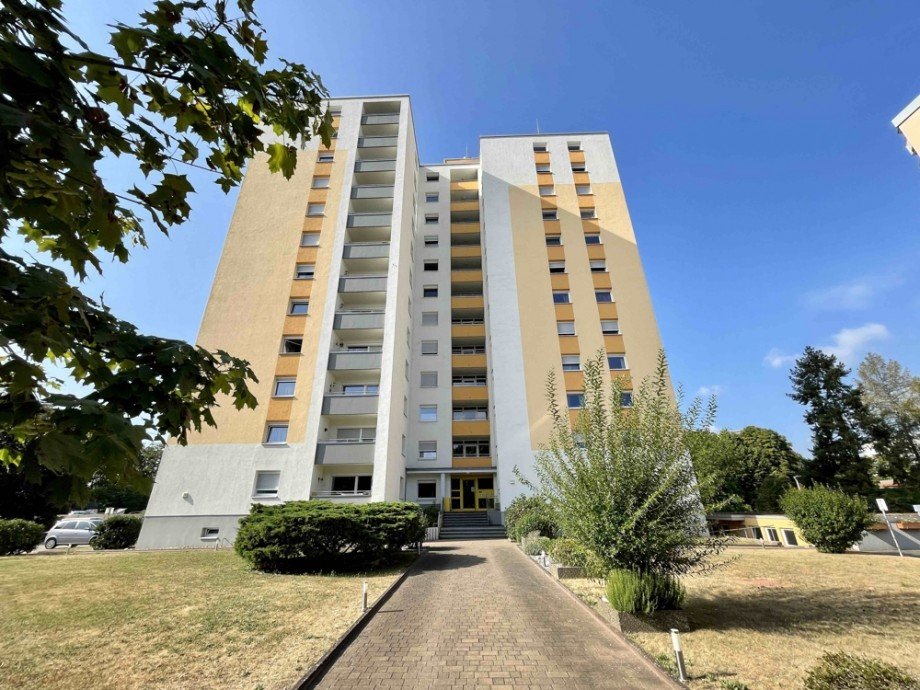 Hausansicht I Etagenwohnung Heppenheim (Bergstra�e)