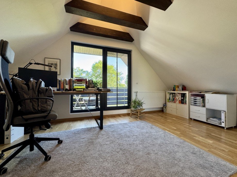 Zimmer 2. OG I Reihenendhaus Lorsch