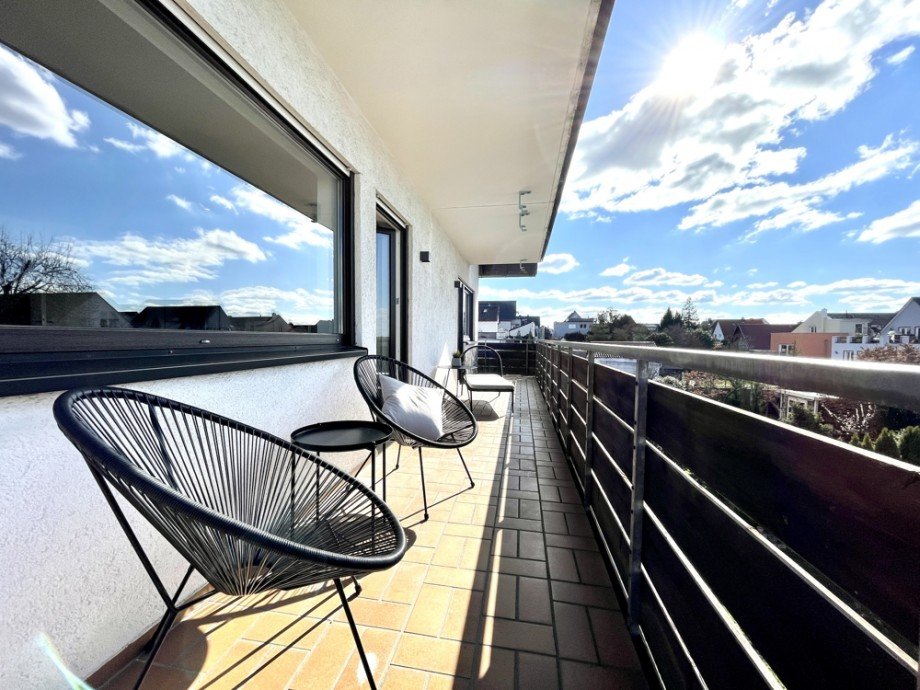 Balkon I Etagenwohnung Bensheim