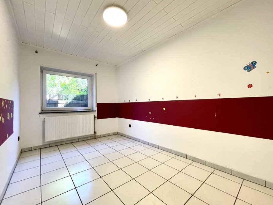 Kinderzimmer 2 im UG Einfamilienhaus Heppenheim (Bergstra�e) / Kirschhausen