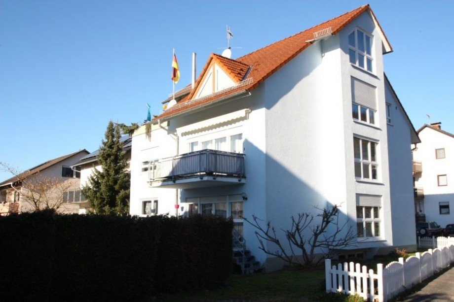 Hausansicht I Souterrainwohnung Laudenbach