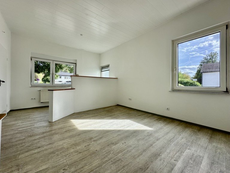 Titelbild Bensheim / Auerbach Erdgeschosswohnung +++ Zentral gelegenes 1-Zimmer-Appartement +++