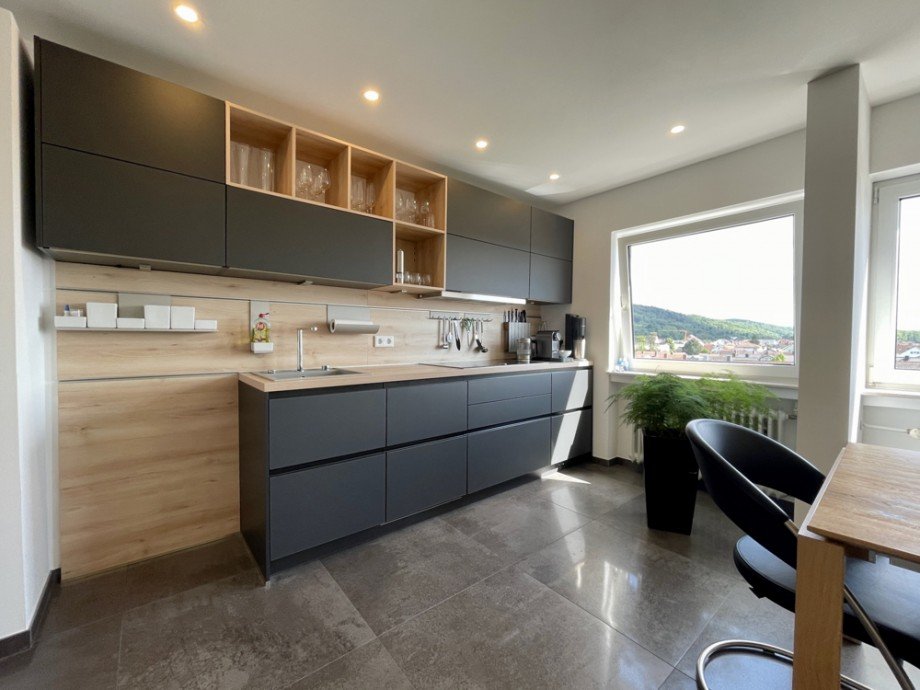 Einbauk�che I Etagenwohnung Laudenbach