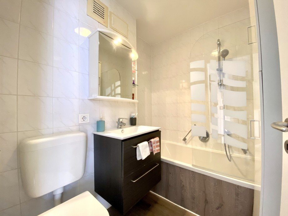 Badezimmer I Maisonettewohnung Laudenbach