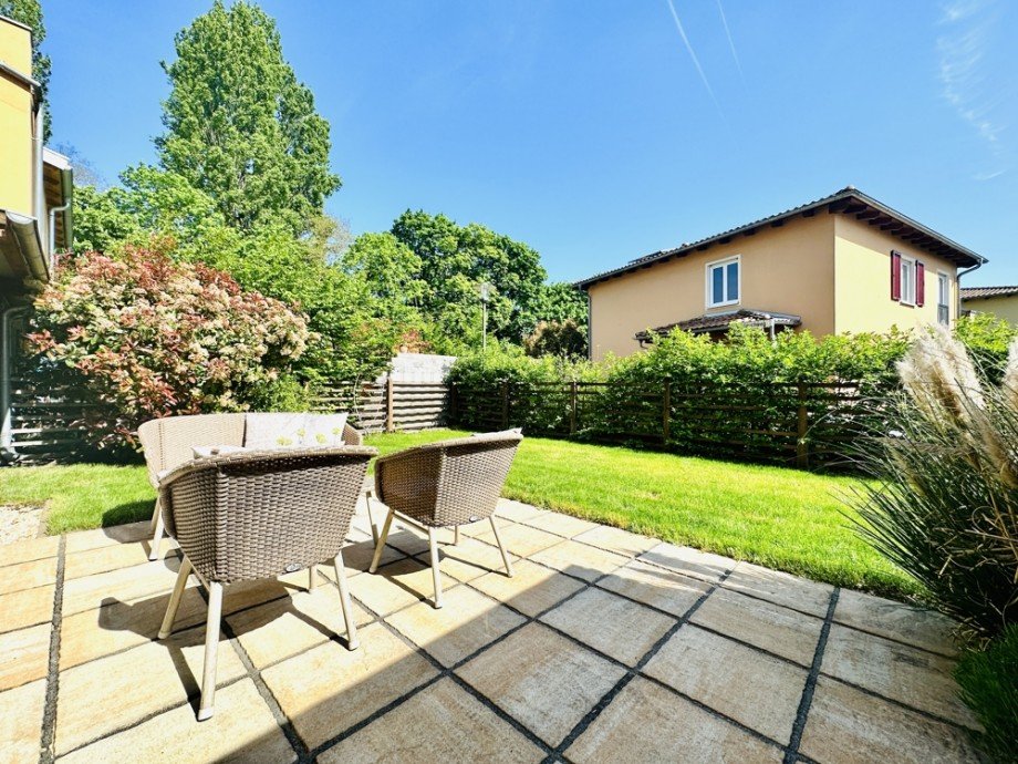 Terrasse II Doppelhaush�lfte Lorsch