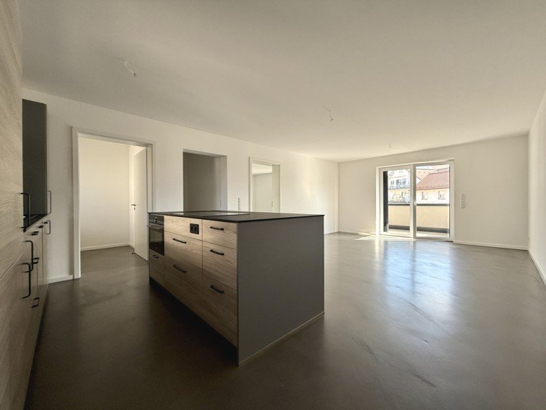Titelbild F�rth Etagenwohnung +++ Barrierefreie zentrale 2-Zimmer- Wohnung mit Einbauk�che und Balkon +++