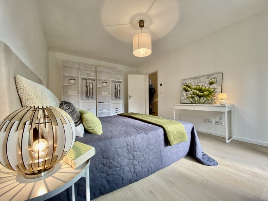 Schlafzimmer II Reihenmittelhaus Seeheim-Jugenheim