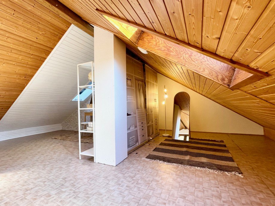 2. Schlafzimmer im DG III Doppelhaush�lfte Gaiberg