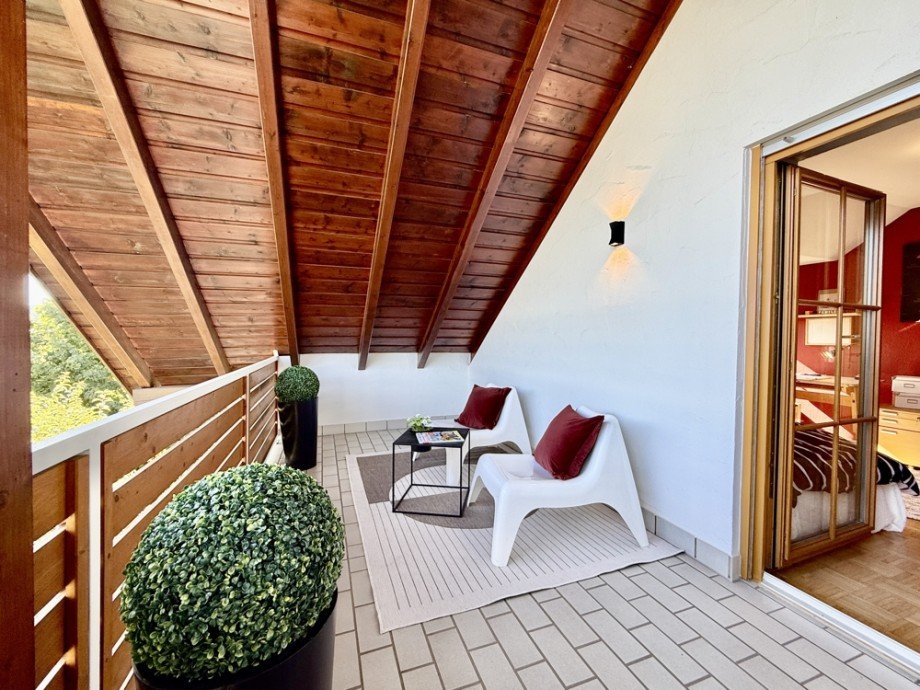 Balkon 2. Kinderzimmer Einfamilienhaus Obernburg am Main