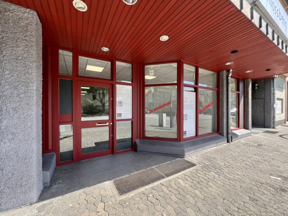 Eingang / Schaufenster Ladenlokal Heppenheim
