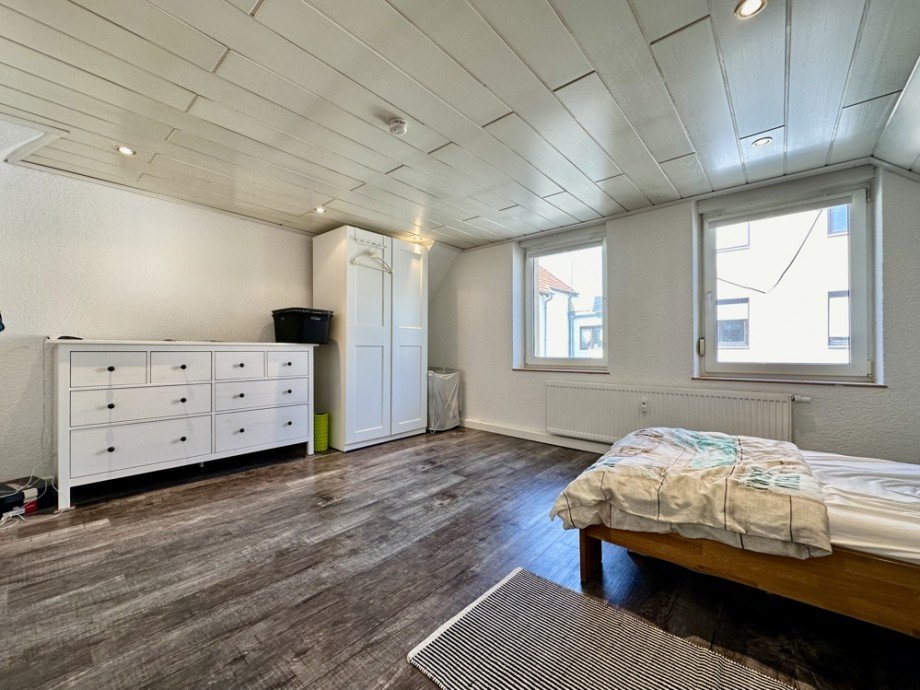 Schlafzimmer 1.OG II Etagenwohnung Heppenheim