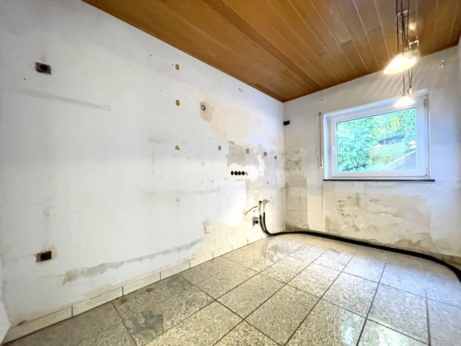 ehemalige K�che / Abstellraum / HWR / Keller im UG Einfamilienhaus Heppenheim (Bergstra�e) / Kirschhausen
