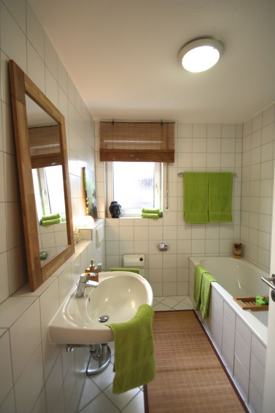 Badezimmer II Souterrainwohnung Laudenbach