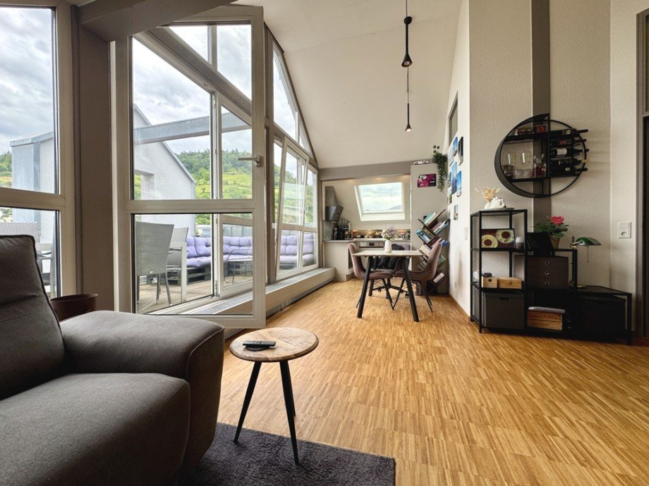 Wohn-/Essbereich I Etagenwohnung Heppenheim