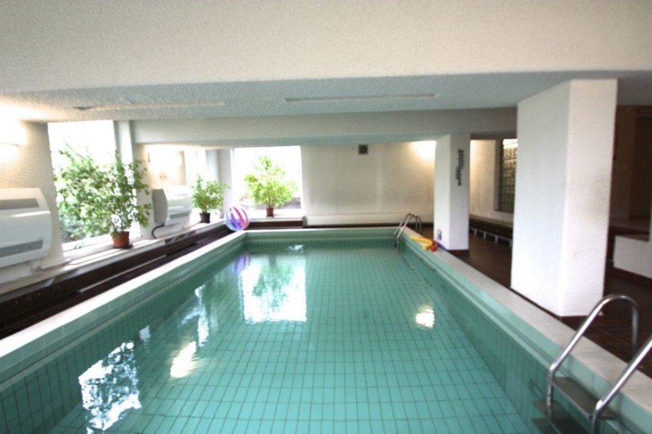 Schwimmbad_I Etagenwohnung Heppenheim