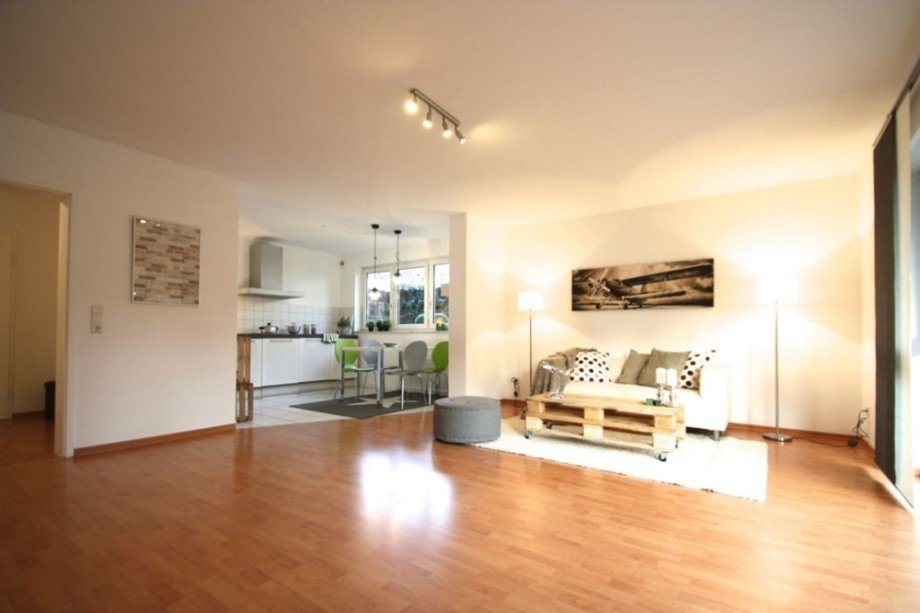 Wohnzimmer III Souterrainwohnung Laudenbach