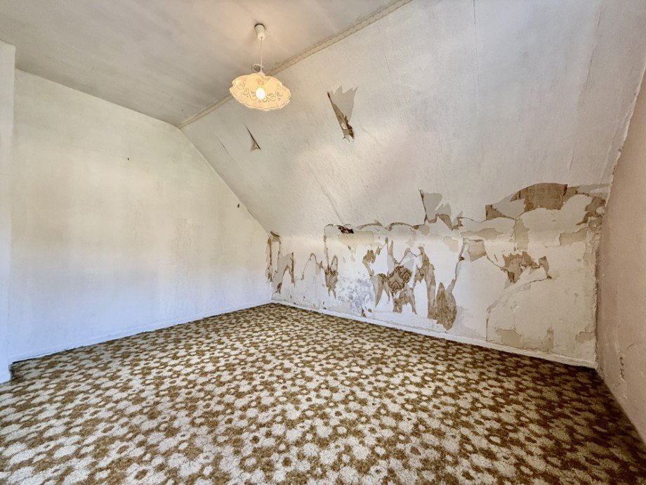 Schlafzimmer II OG Zweifamilienhaus Laudenbach