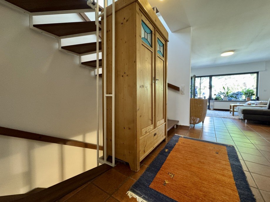 Treppenaufgang Reihenendhaus Lorsch